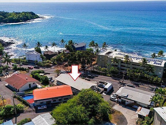4th image of 76-6271 Alii Dr