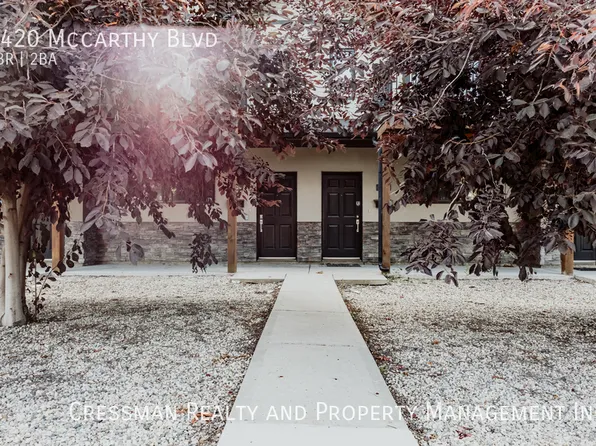 1420 McCarthy Blvd, Regina, SK S4T 1A4