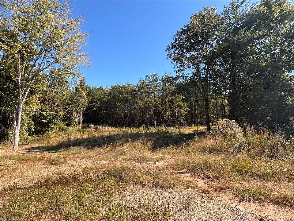 1st image of 103 Dalton Loop