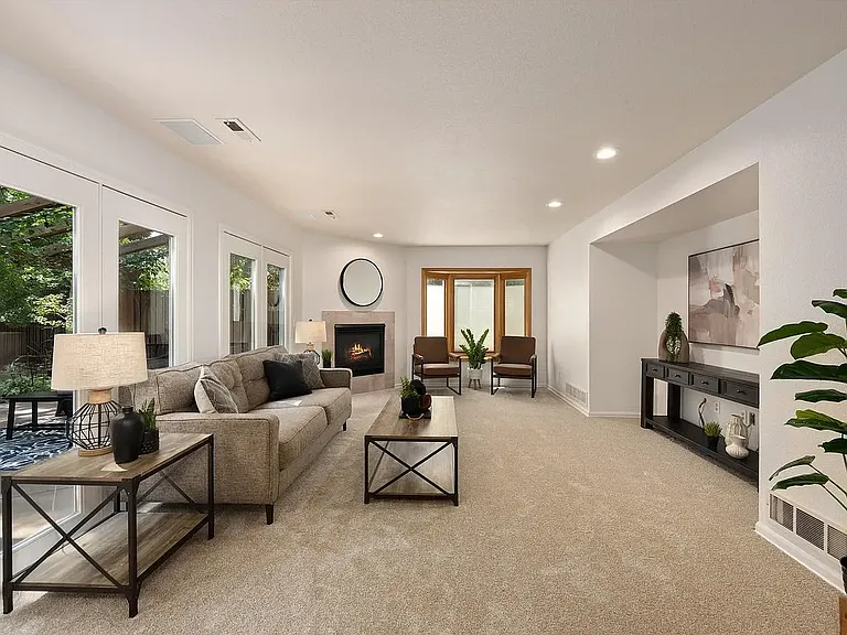 3242 Grovewood Dr — Photo 15