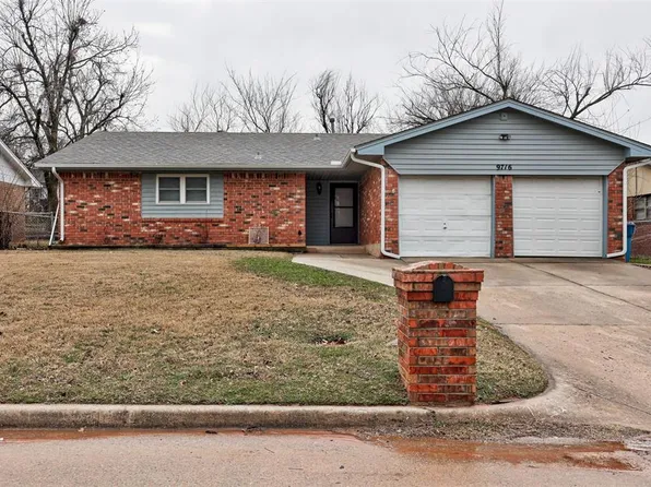 9716 NE 2nd St, Midwest City, OK 73130