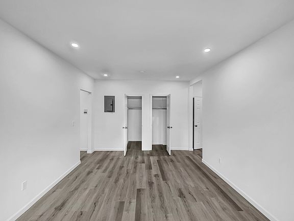 2nd image of 195 Lenox Rd APT 4B