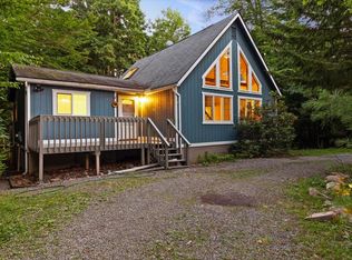 1015 Salamanca Dr, Tobyhanna, PA