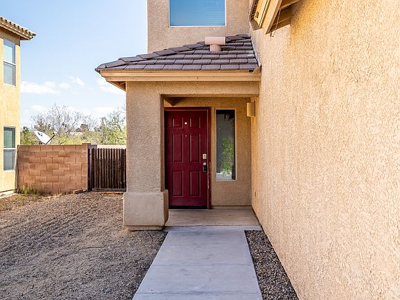 4th image of 2739 S Pantano Edge Dr
