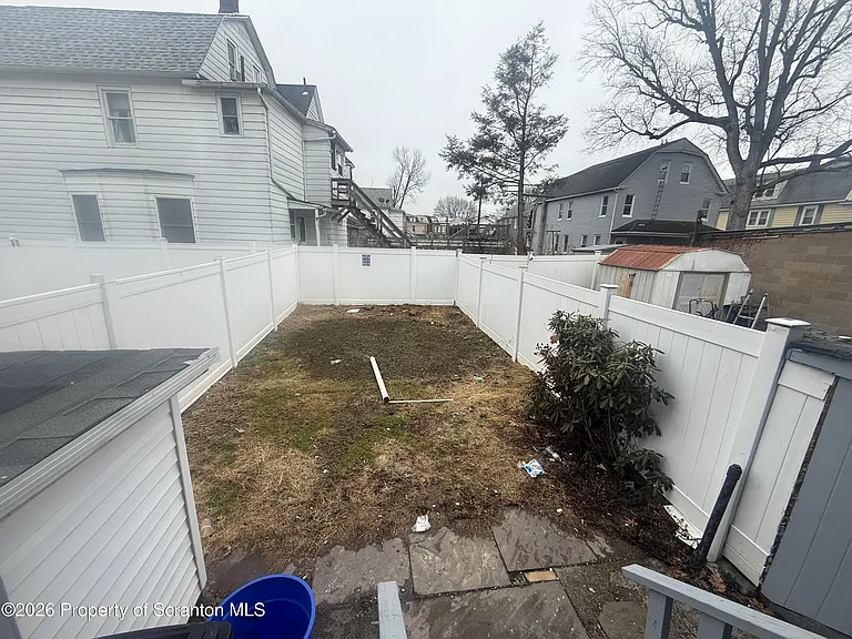 216 Horton St — Photo 11