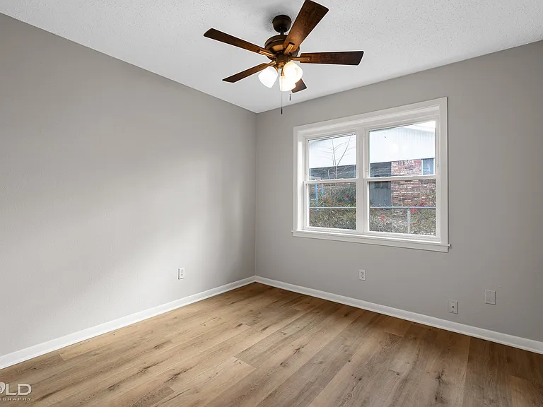 206 Sweetgum Dr — Photo 18