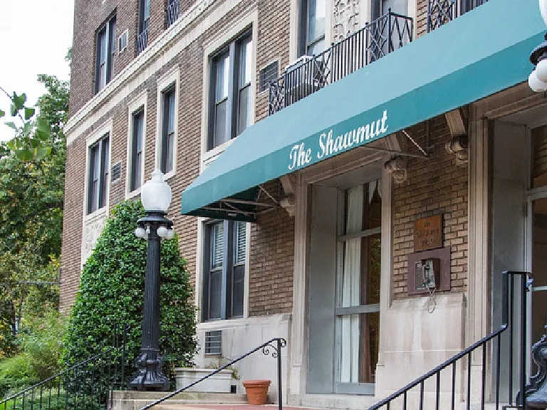 The Shawmut — Photo 18