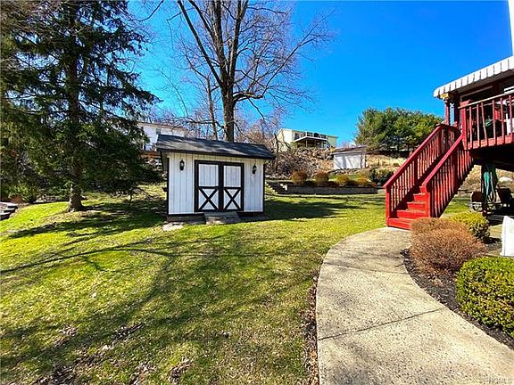 5th image of 23 Adams Dr