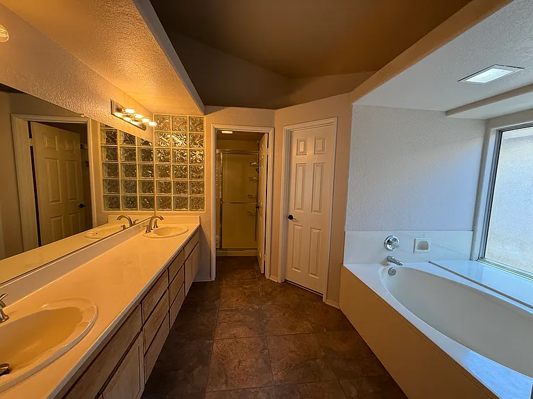 10332 Charwood Ct — Photo 12