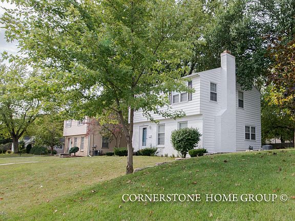 2nd image of 2021 Plymouth Ave SE