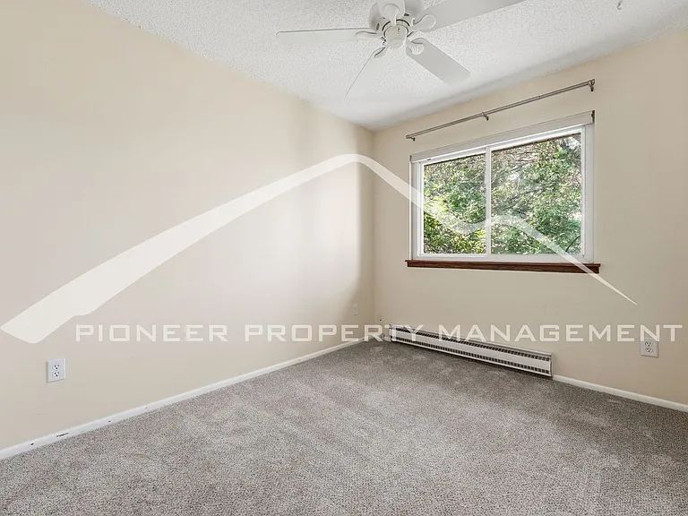 1638 Centaur Cir — Photo 14