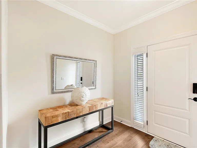 510 Mariners Cir — Photo 4