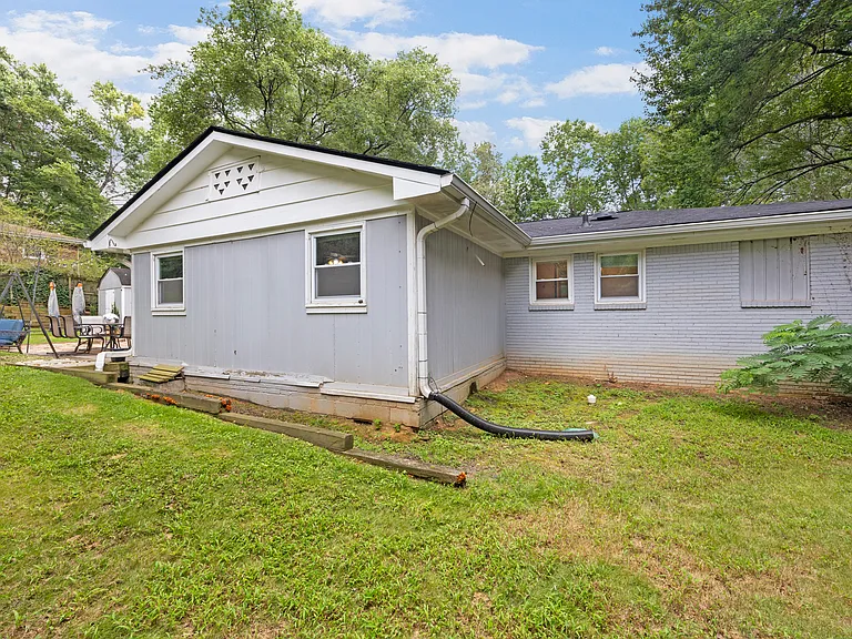 70 Driskell Ave SW — Photo 23