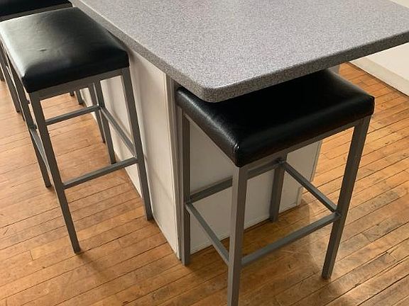 5th image of 728 W Jackson Blvd APT 220