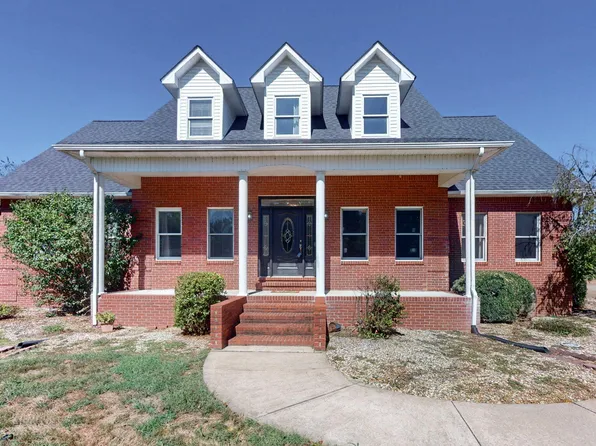 140 Stoney Creek Ln, Murray, KY 42071