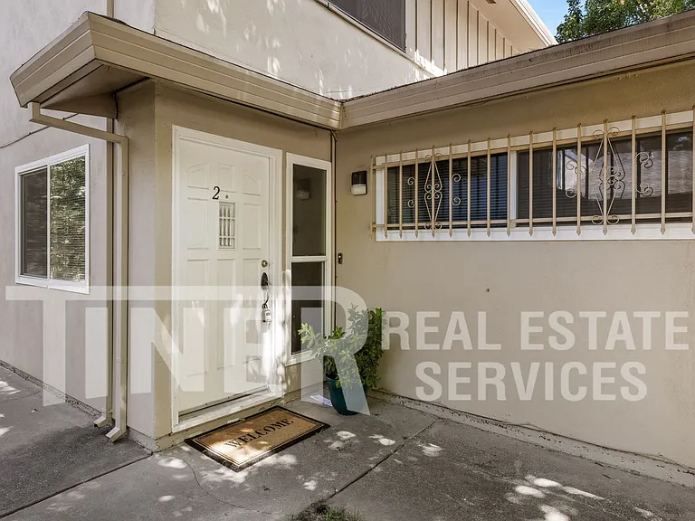 5145 Connecticut Dr #2 — Photo 2