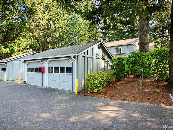 3rd image of 2830 60th Ln SE Unit C