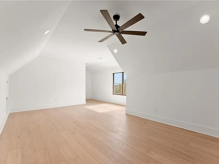 3255 Tanners Mill Rd — Photo 32