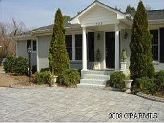 3rd image of 3415 Bynum Dr