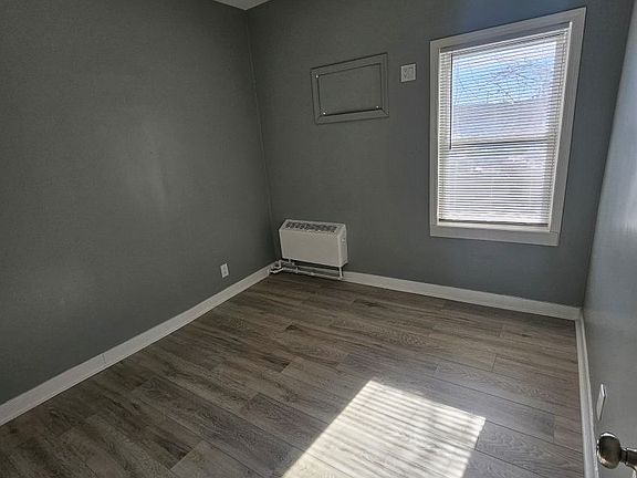 4th image of 415 S Harlem Ave #2