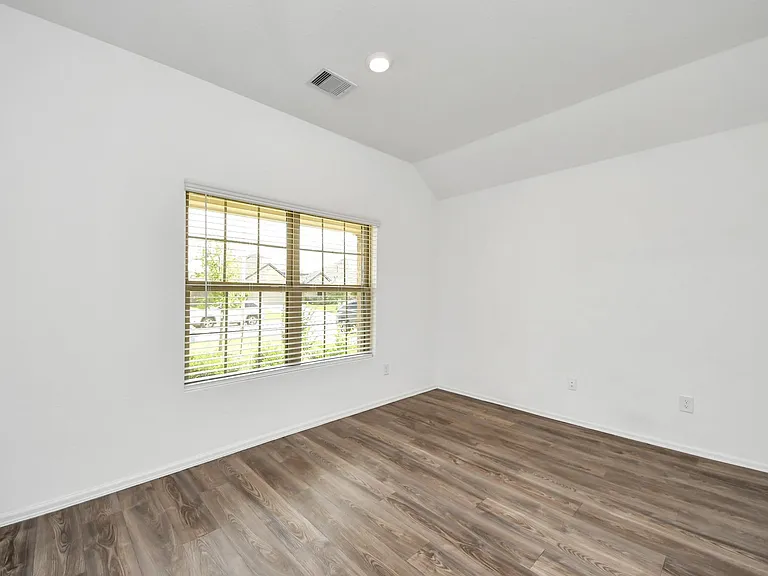 26631 Castiel Dr — Photo 19