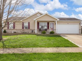 115 Hickory Trails Dr, Wright City, MO 63390