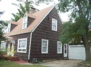 106 Cliff St, Willow Springs, IL 60480