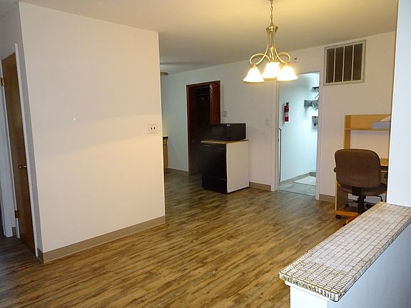 4th image of 12827 E Playfield Dr