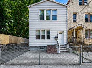 10003 88th Avenue, Richmond Hill, NY 11418