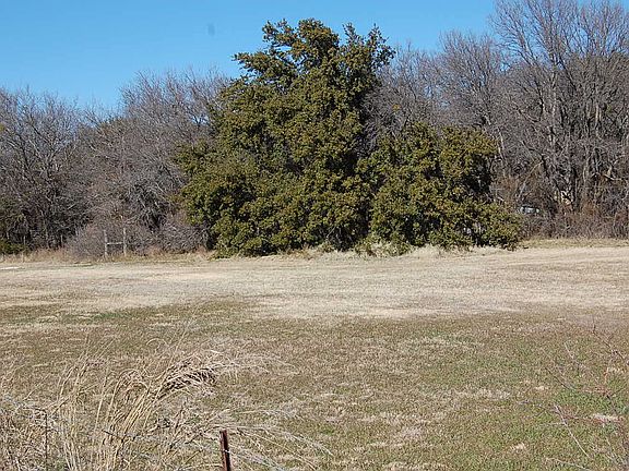4th image of 3225 Weatherford Hwy