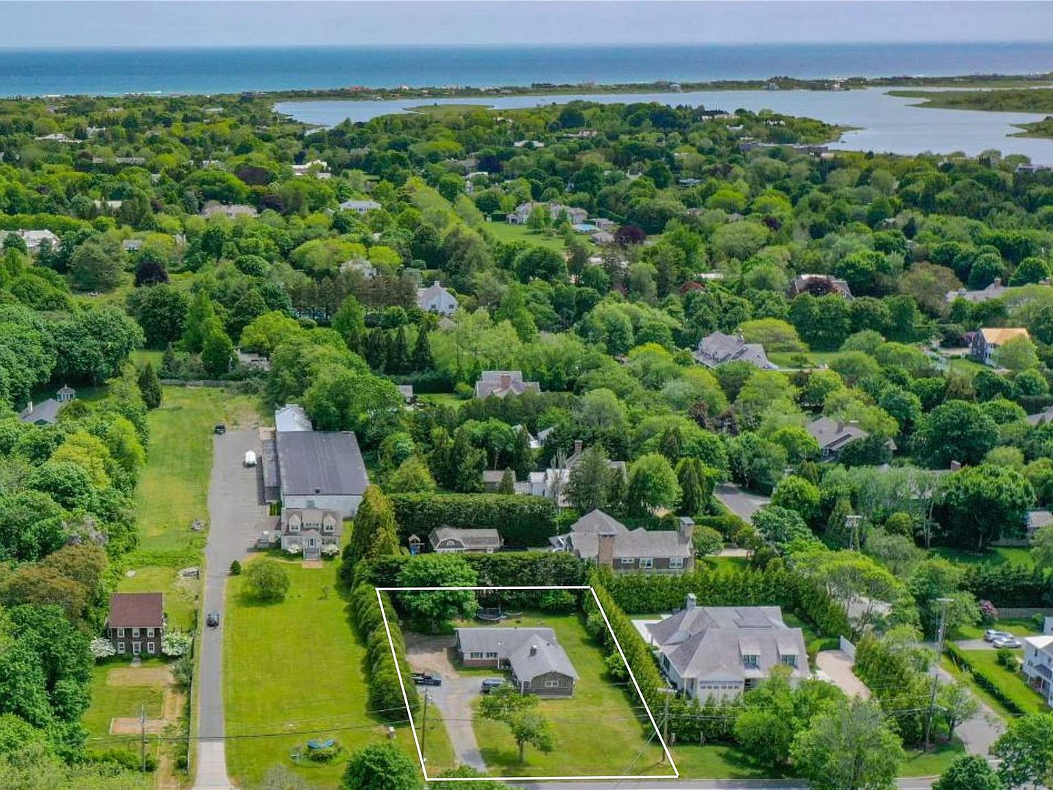 570 Hill Street, Southampton, NY 11968 Zillow