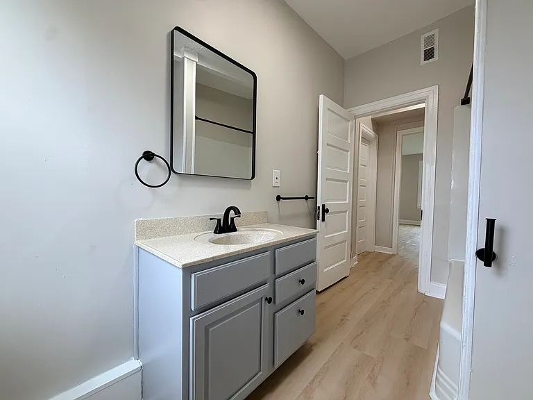 217 Northampton St #4 — Photo 18