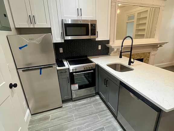 4th image of 40 W 96th St APT 1B