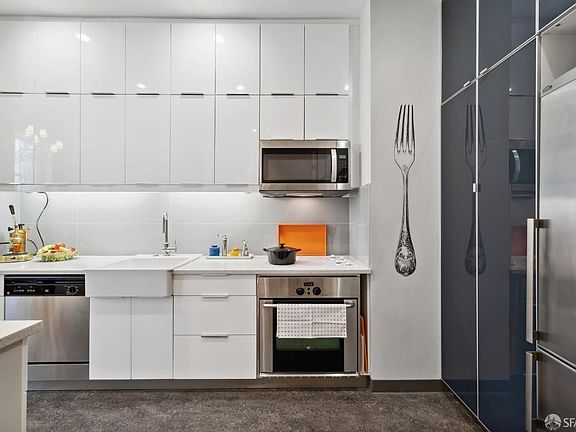 4th image of 95 McCoppin St #203E