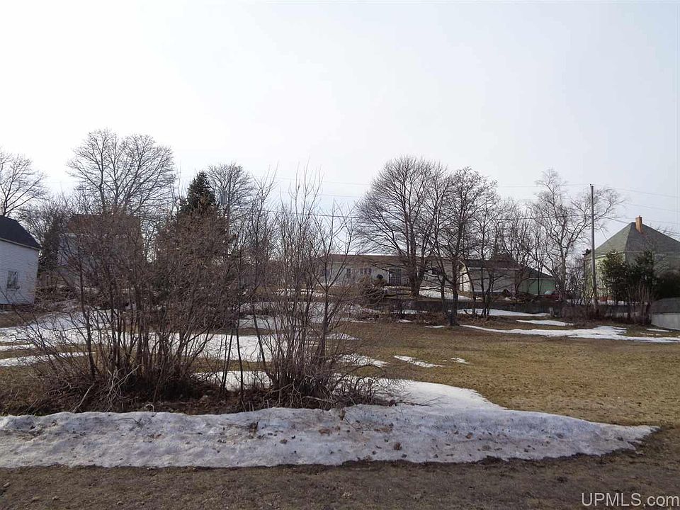 2nd image of Isle Royale St