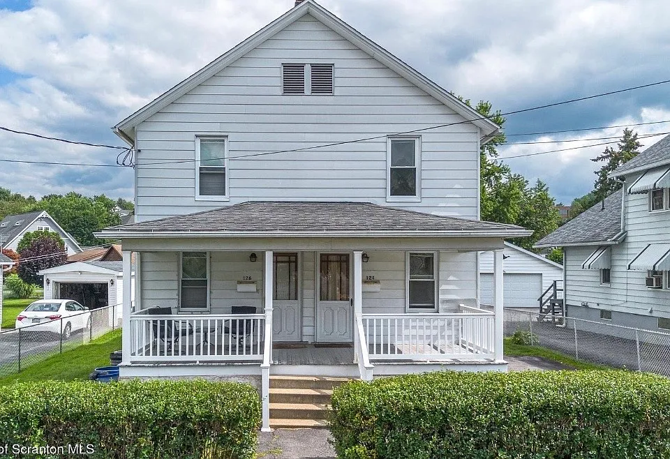 126 George St