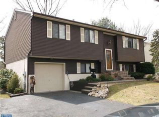 851 Anthony Rd, Atco, NJ 08004