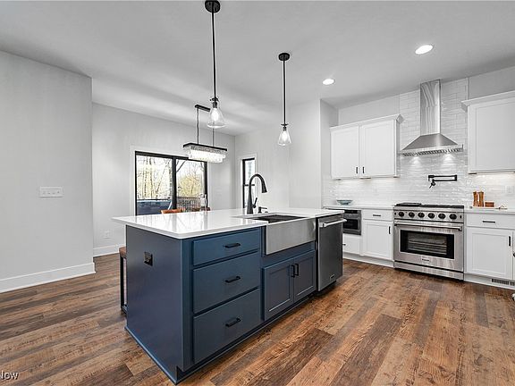 5th image of 362 Oakmoor Rd