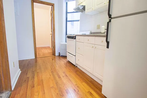 Rented by Maz Group NY | media 21