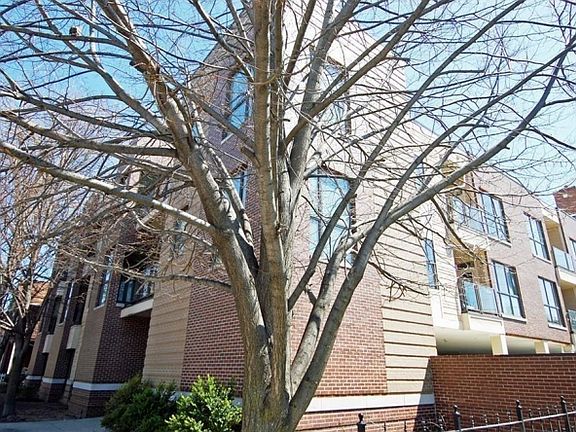 2nd image of 233 E Saint Joseph St Unit 3G