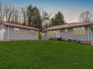2626 Smithtown Rd, Morgantown, WV 26508