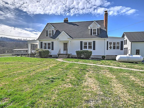 2nd image of 4855 Bloomingdale Rd