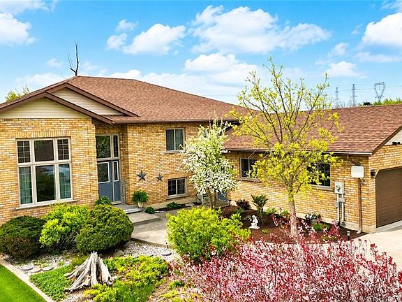 2nd image of 1292 Concession Rd #11