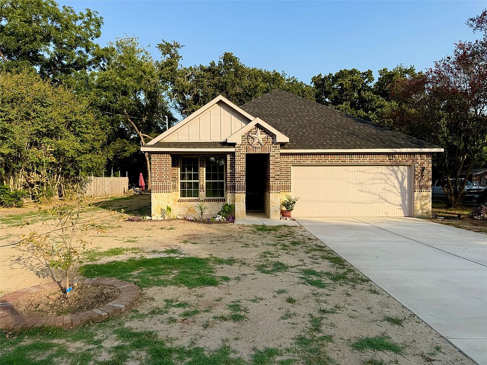 1st image of 1093 Oak Ridge Dr