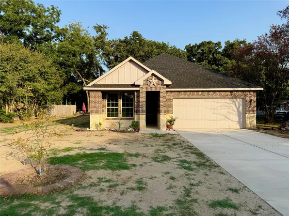 1093 Oak Ridge Dr, Terrell, TX 75160