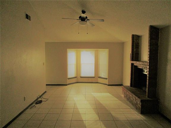4th image of 1510 Greg Powers Dr APT B