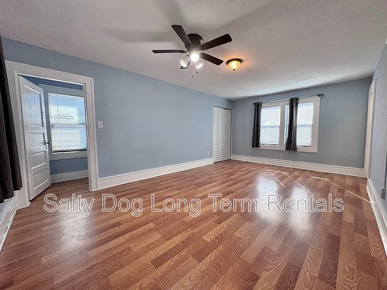 438 N Grandview Ave — Photo 6