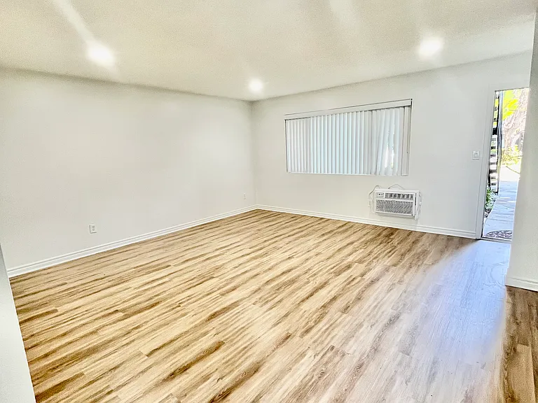 1 bedroom/1 bath - living room from dining area pov