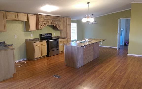 3rd image of 3913 Dove Meadows Ln