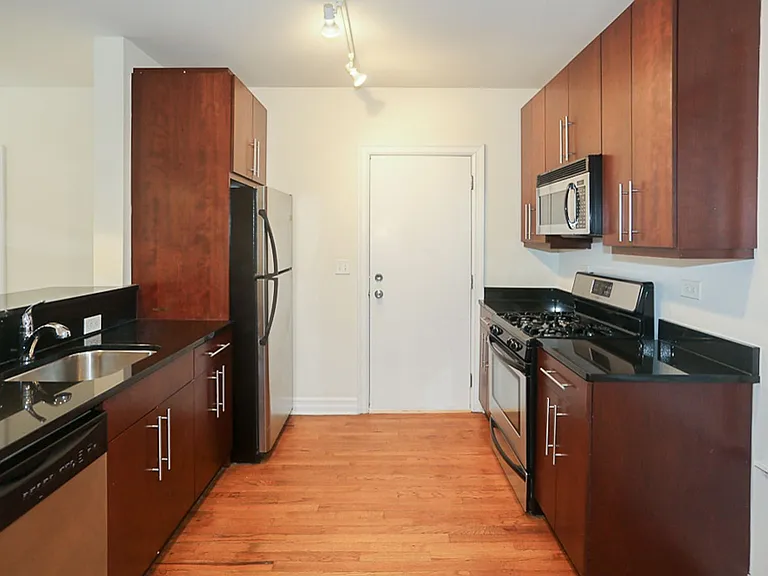 3808-16 N. Sheffield — Photo 68
